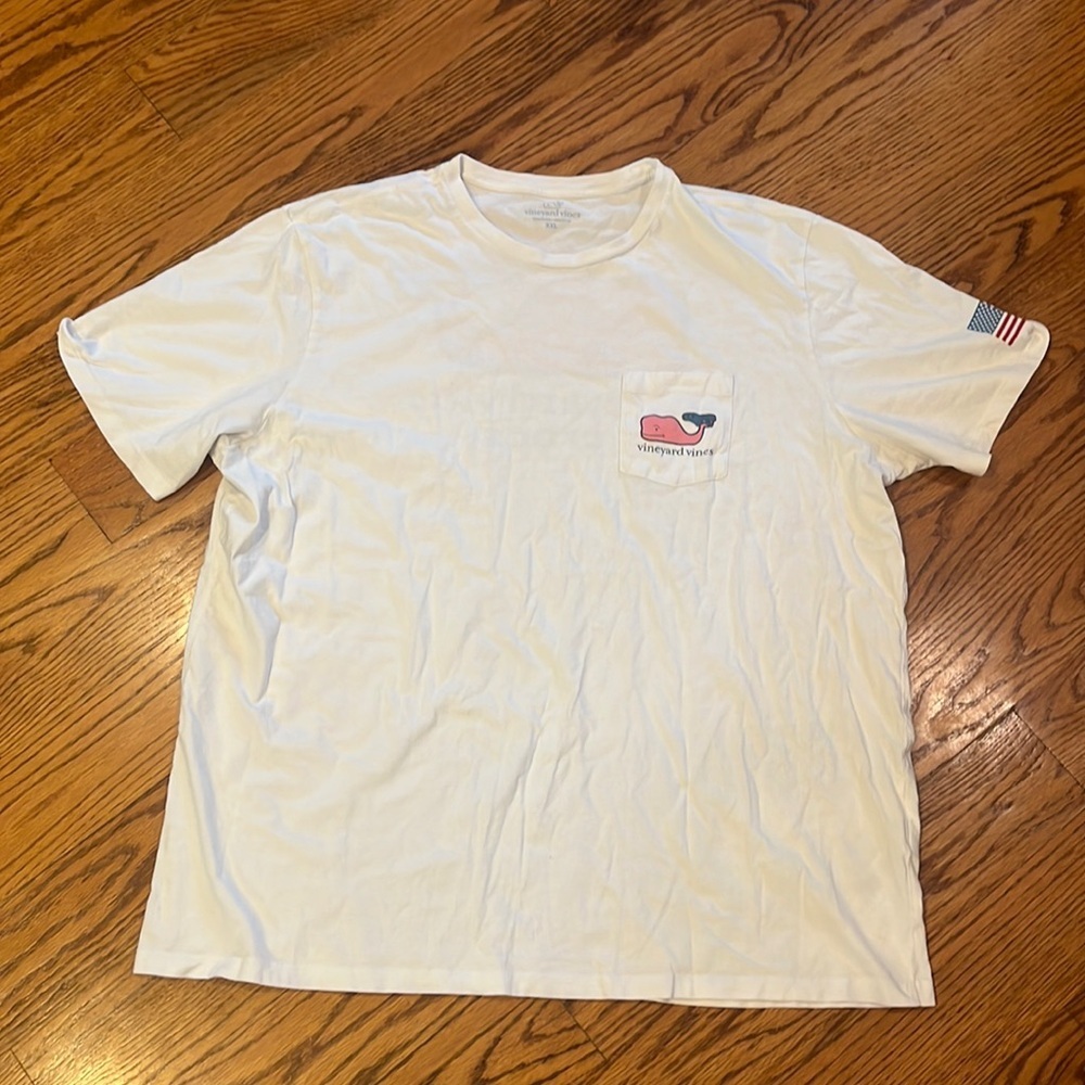 Vineyard Vines Crocs White Short Sleeve Tee Size XXL